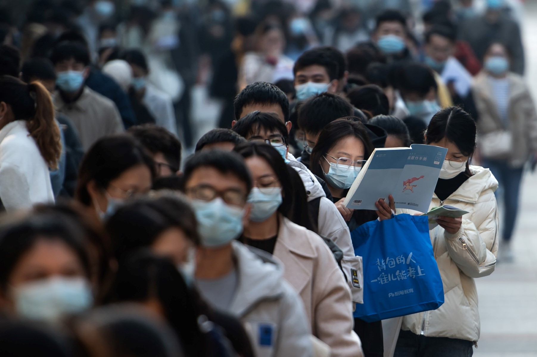 China mulls bill to tackle workplace discrimination against women