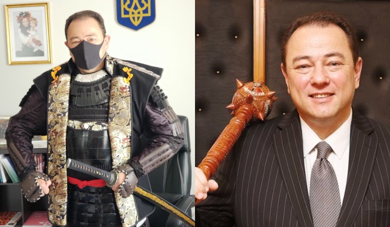 Ukrainian ambassador to Japan poses as Samurai to deliver serious message to Russia