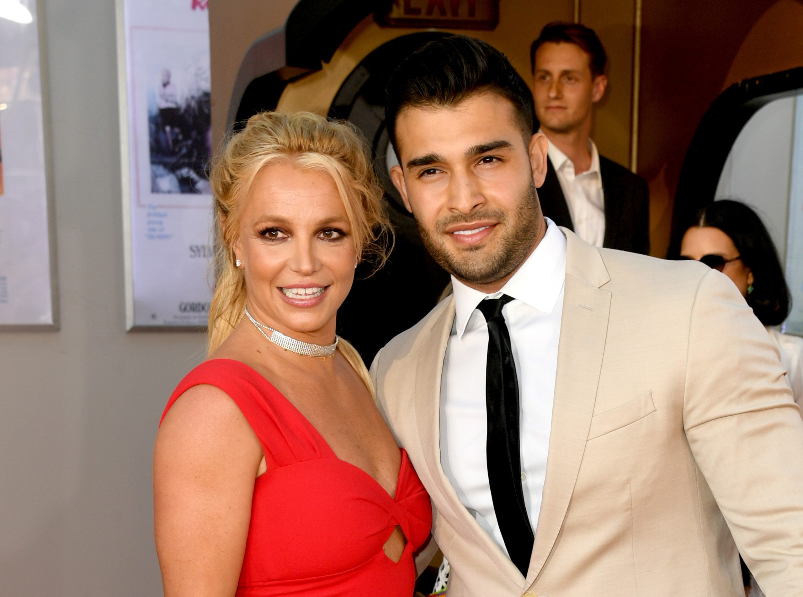 Britney Spears says she has suffered a miscarriage