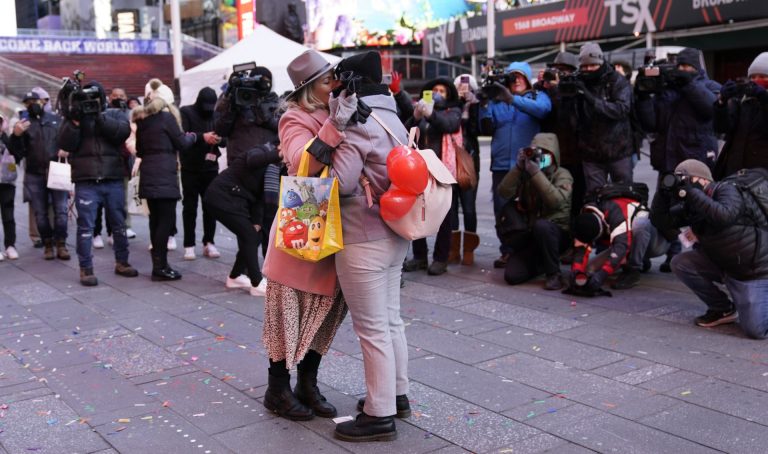Romantic relationships and self-esteem, how one affects the other