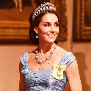 00-promo-image-kate-middleton-tiara