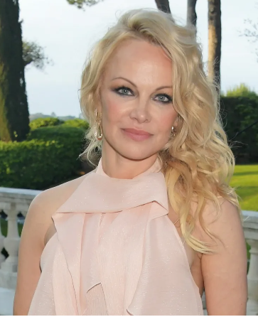 Why is Pamela Anderson living in a small town in the middle of nowhere?