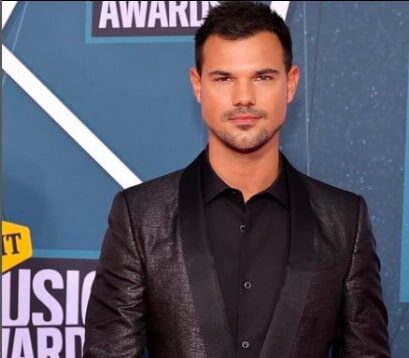 Taylor Lautner