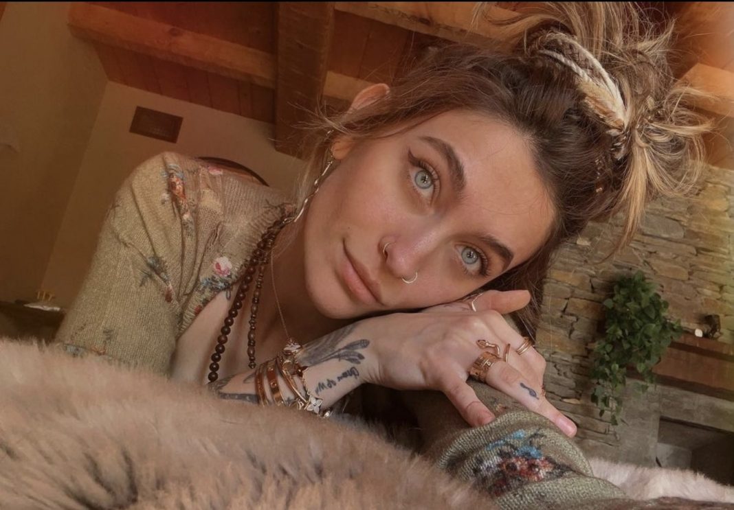 armpit hair, paris jackson