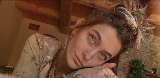 armpit hair, paris jackson