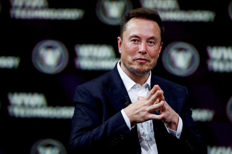 wsj-report-says-elon-musk-borrowed-us$1b-from-spacex-in-same-month-of-twitter-deal