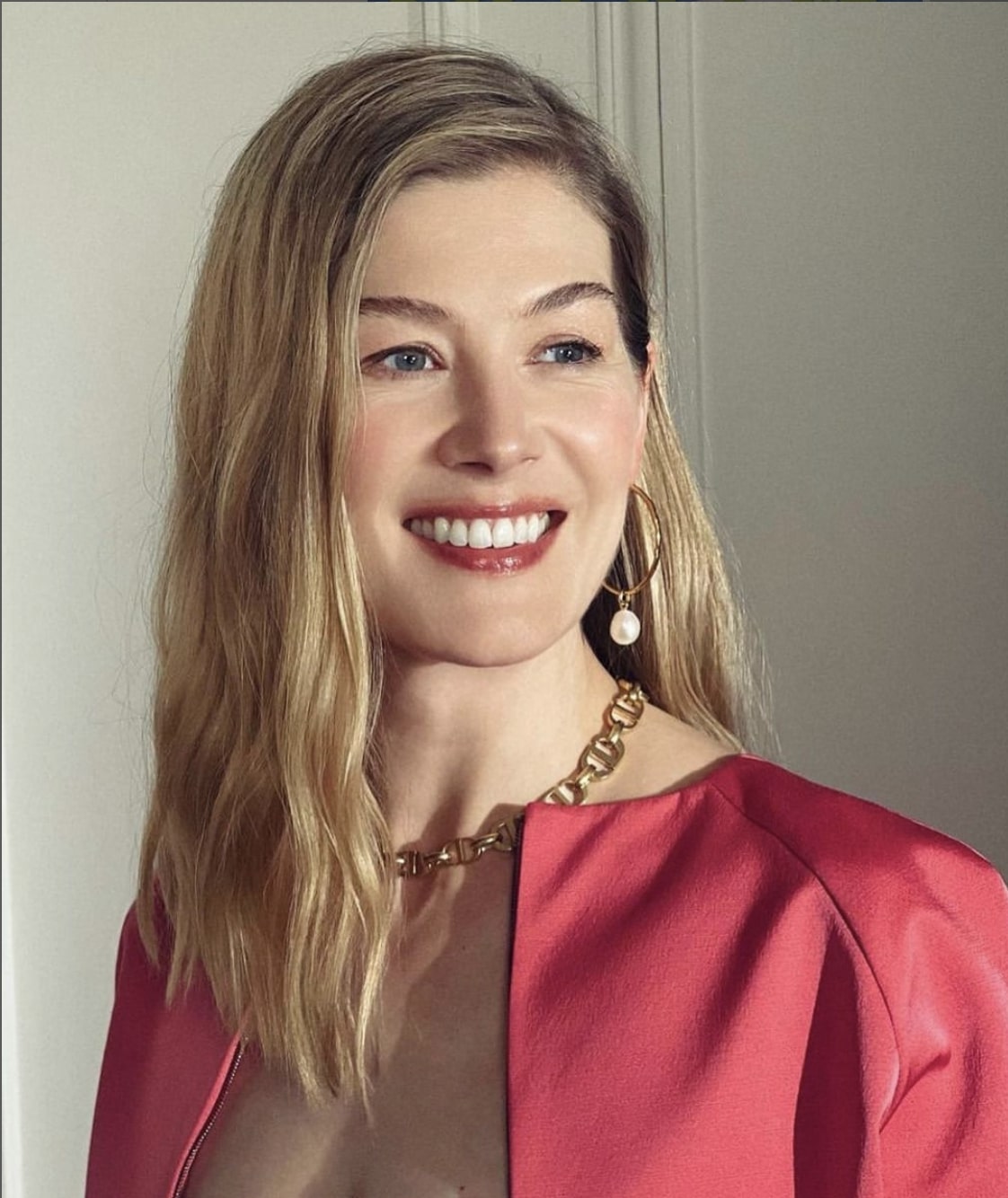 Rosamund Pike