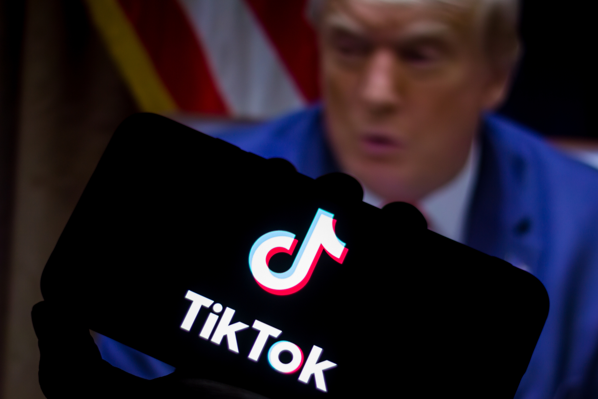 Sudden Reversal: Trump now champions TikTok in the US