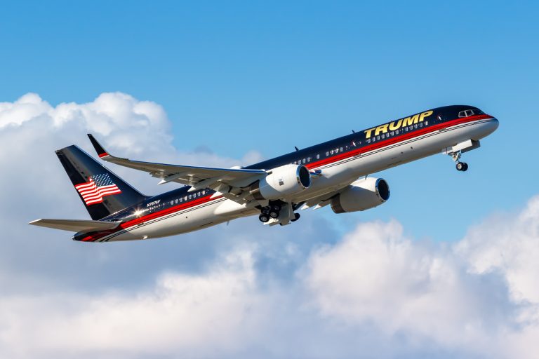 Unprecedented number of rich Americans preparing to leave the U.S. after election