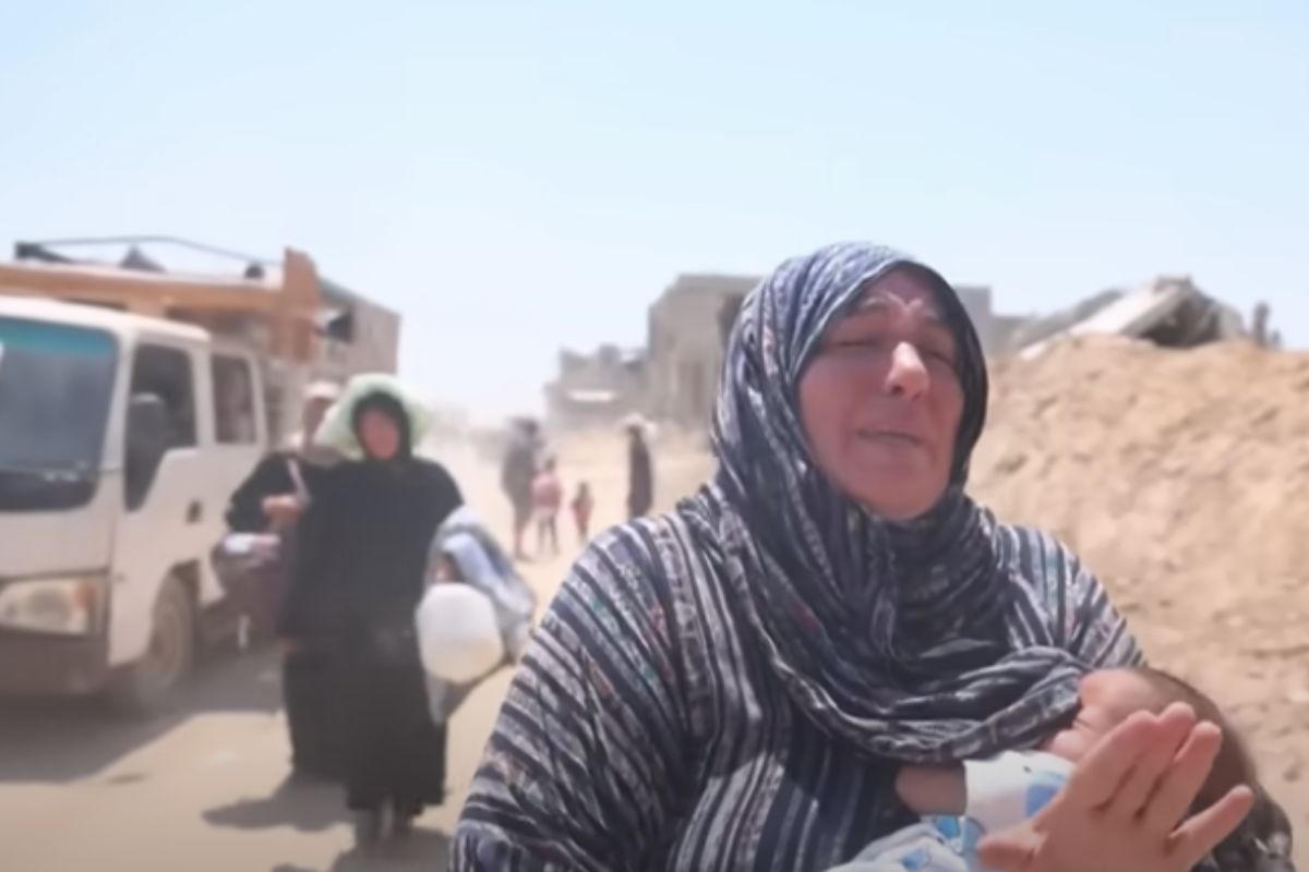 Palestinian woman with child